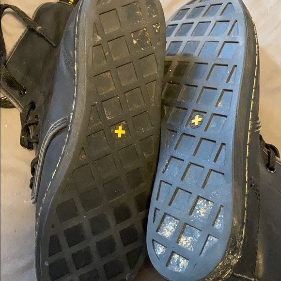 Doc Martens Leyton Leather - Picture 4 of 4